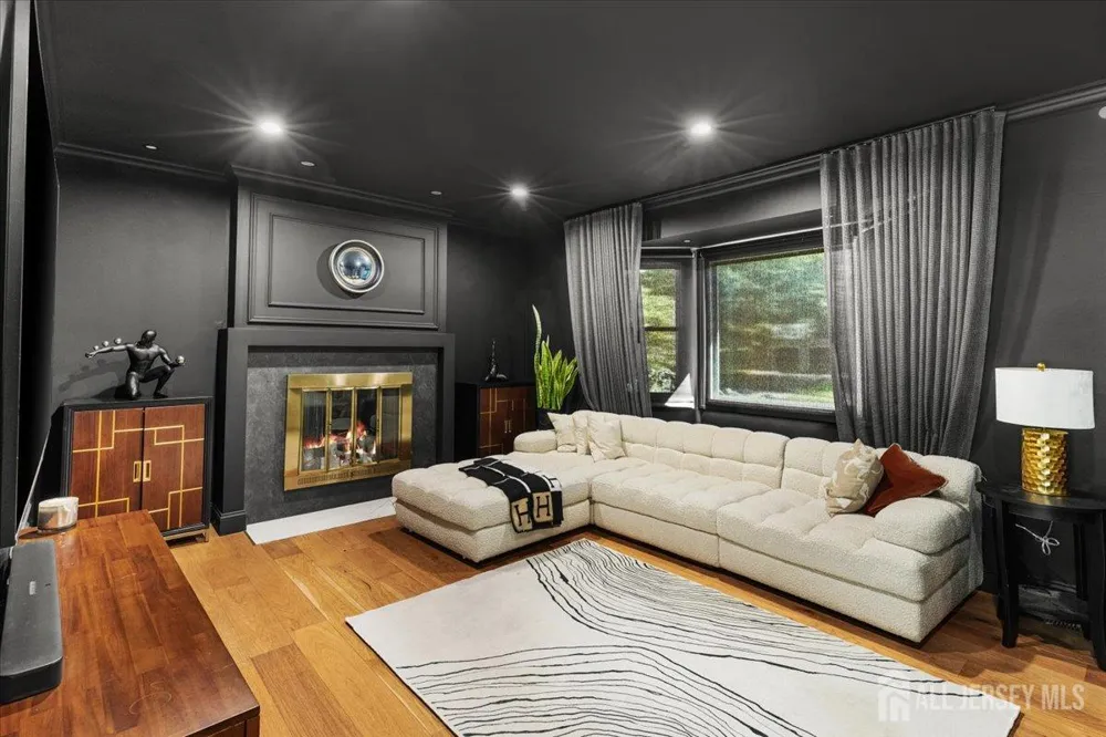 1 cherry Lane East Brunswick, NJ 08816