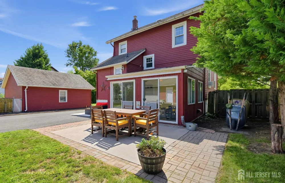 214 Madison Avenue Dunellen, NJ 08812