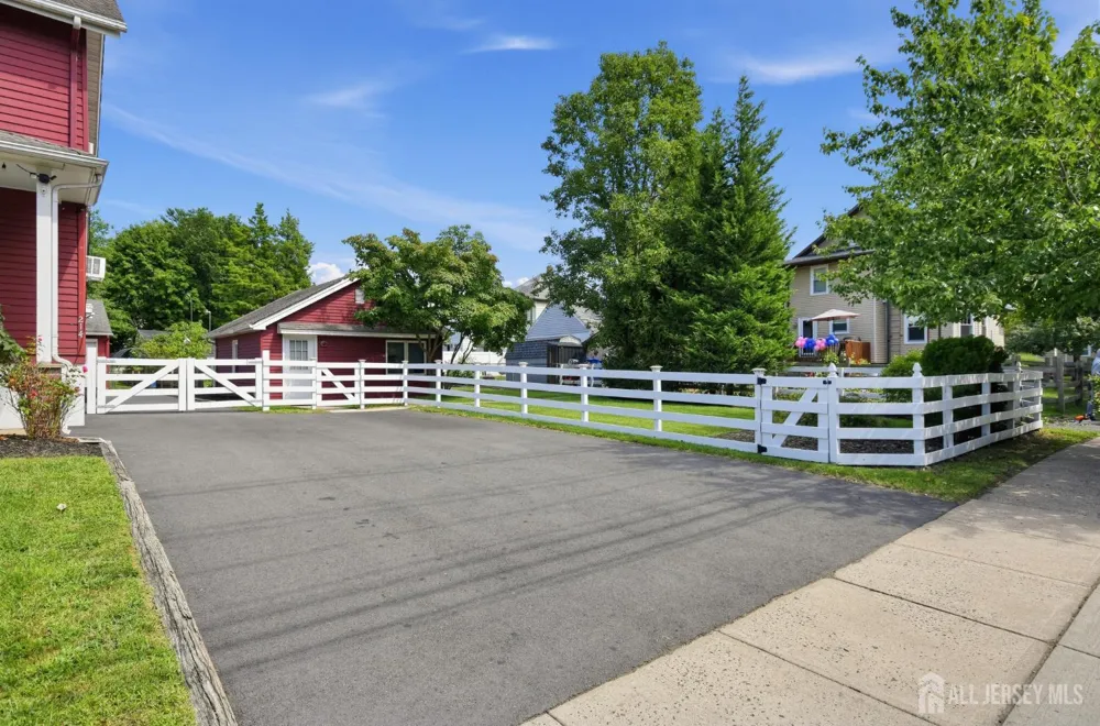 214 Madison Avenue Dunellen, NJ 08812
