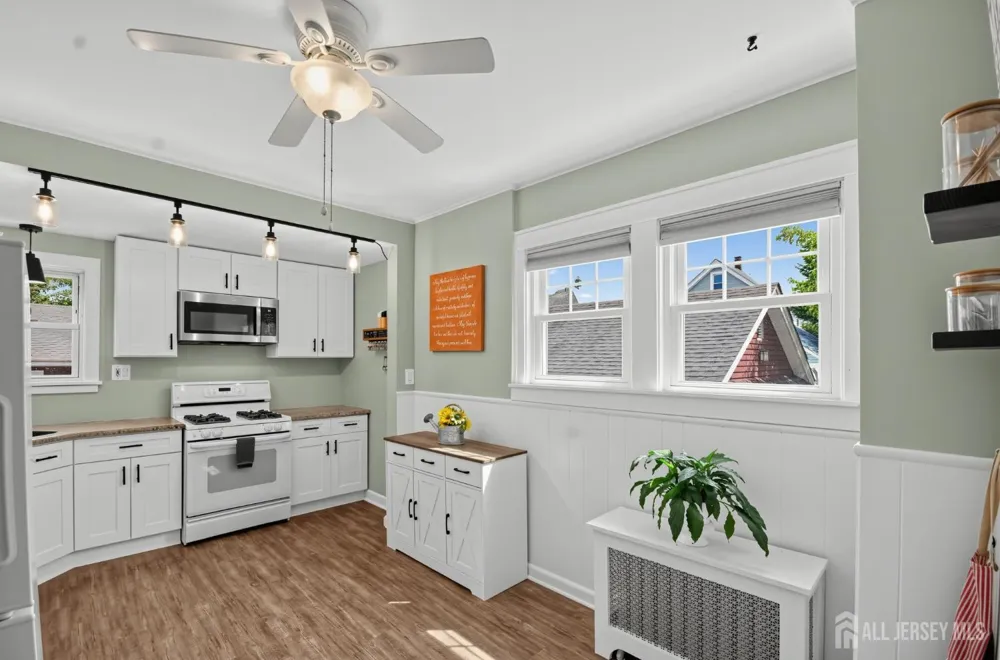 214 Madison Avenue Dunellen, NJ 08812