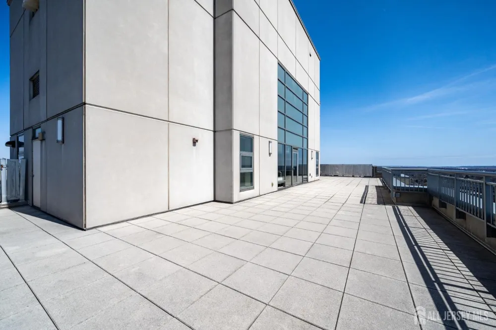 1 Spring Street New Brunswick, NJ 08901
