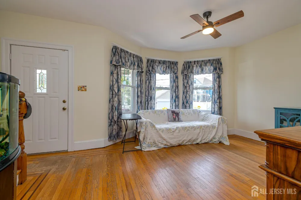 20 S 1st Street S Fords, NJ 08863
