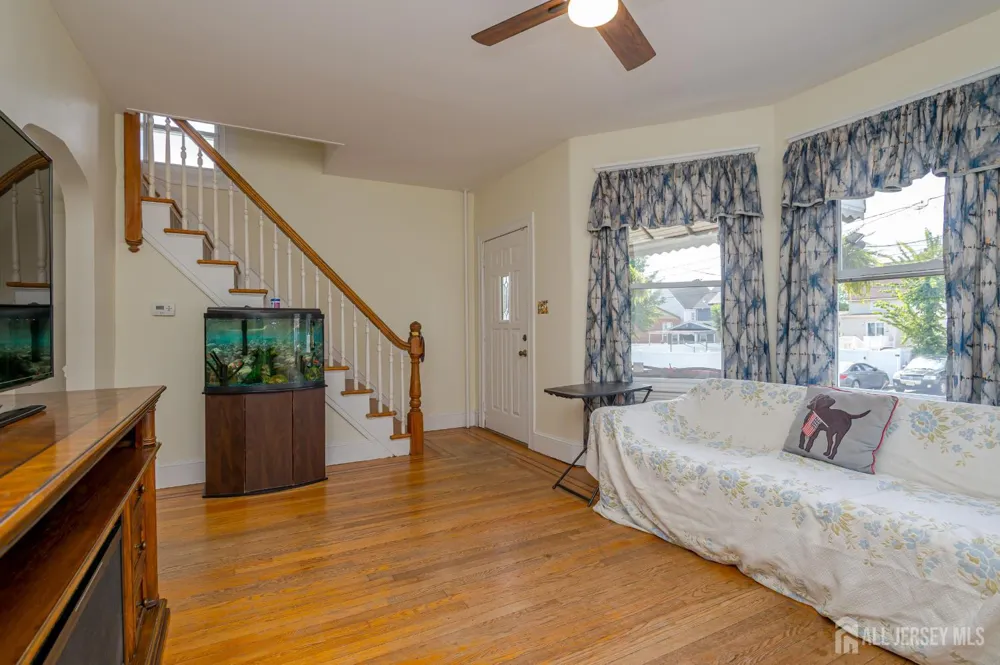 20 S 1st Street S Fords, NJ 08863