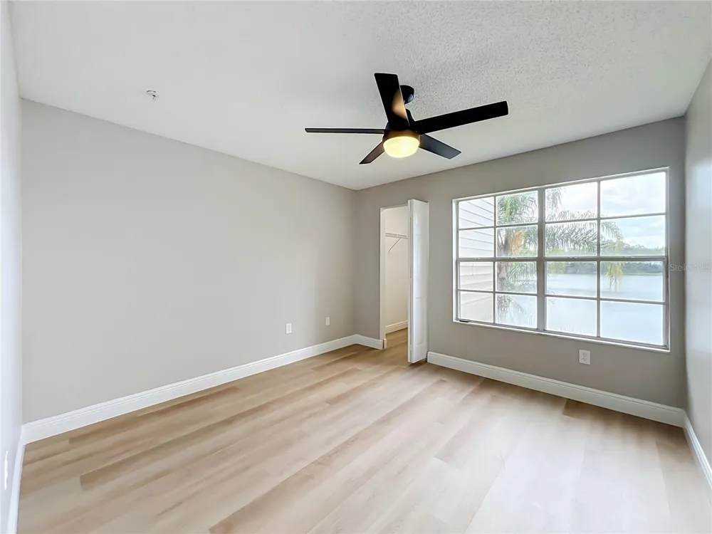 1939 SUMMER CLUB DRIVE #215 Oviedo, FL 32765