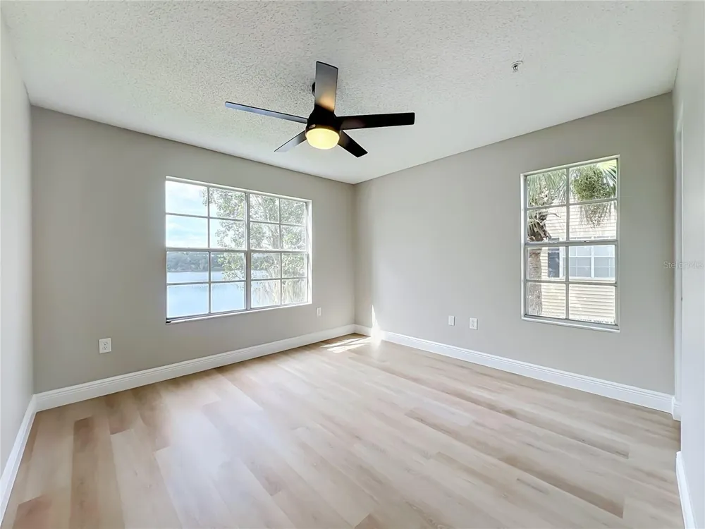 1939 SUMMER CLUB DRIVE #215 Oviedo, FL 32765