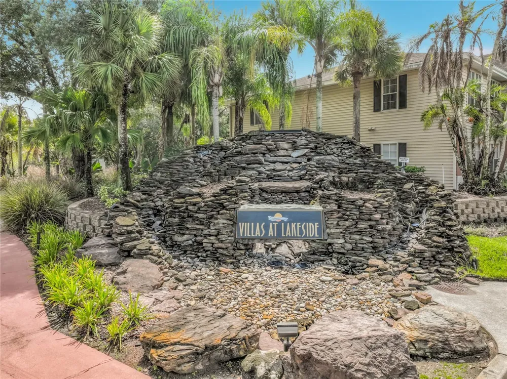 1939 SUMMER CLUB DRIVE #215 Oviedo, FL 32765