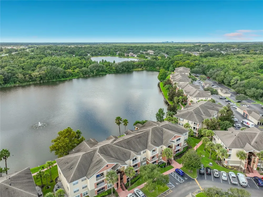 1939 SUMMER CLUB DRIVE #215 Oviedo, FL 32765