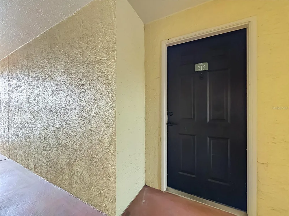 1939 SUMMER CLUB DRIVE #215 Oviedo, FL 32765