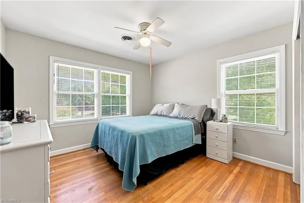 1011 W Mountain Street Kernersville, NC 27284