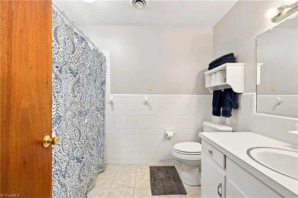 1011 W Mountain Street Kernersville, NC 27284
