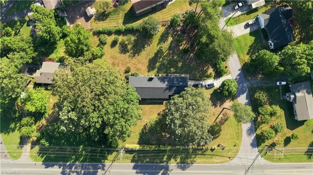 1011 W Mountain Street Kernersville, NC 27284