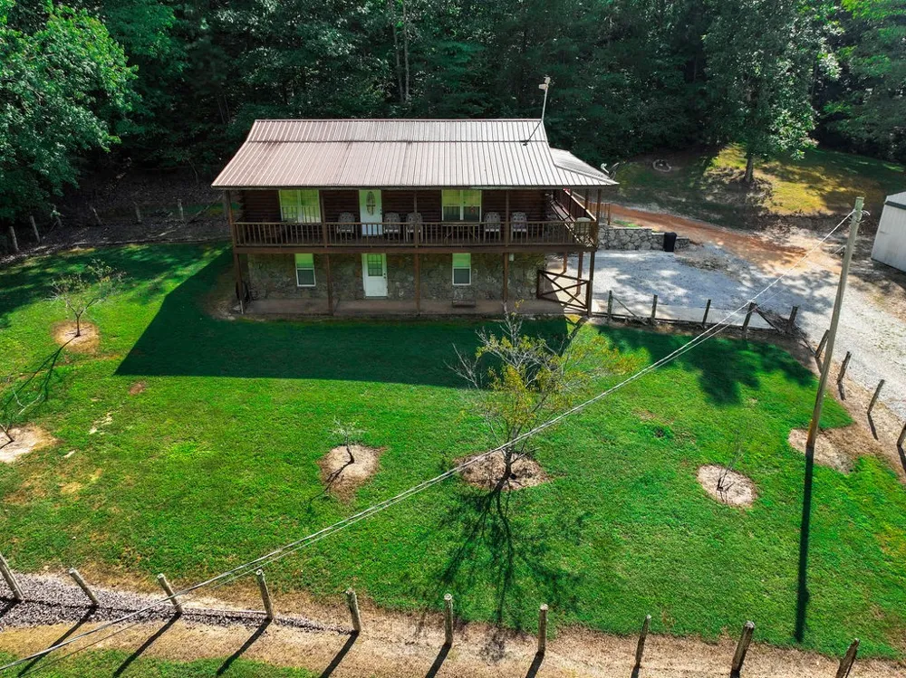 1285 Darbytown Rd Hohenwald, TN 38462