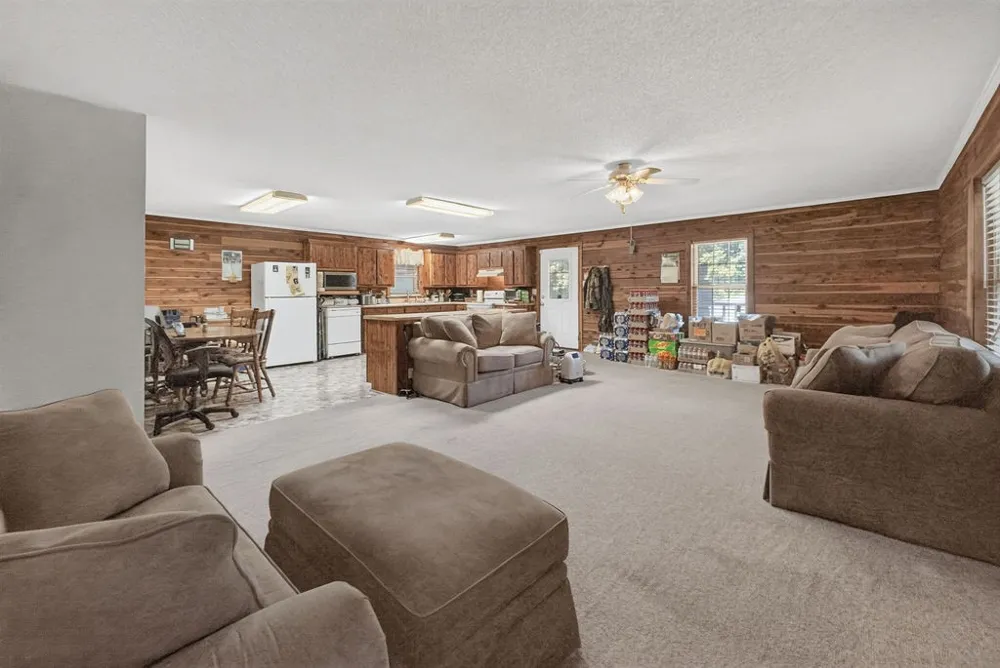 1285 Darbytown Rd Hohenwald, TN 38462