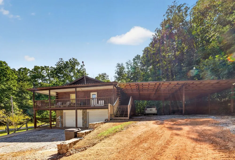 1285 Darbytown Rd Hohenwald, TN 38462