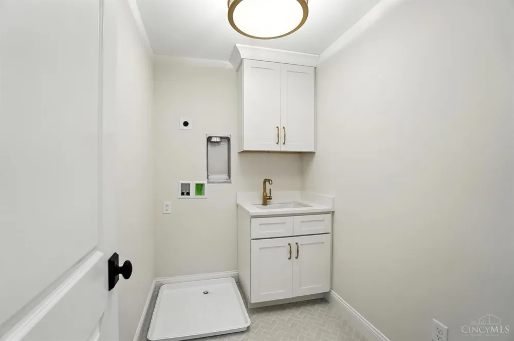 7834 Laurel Avenue Madeira, OH 45243