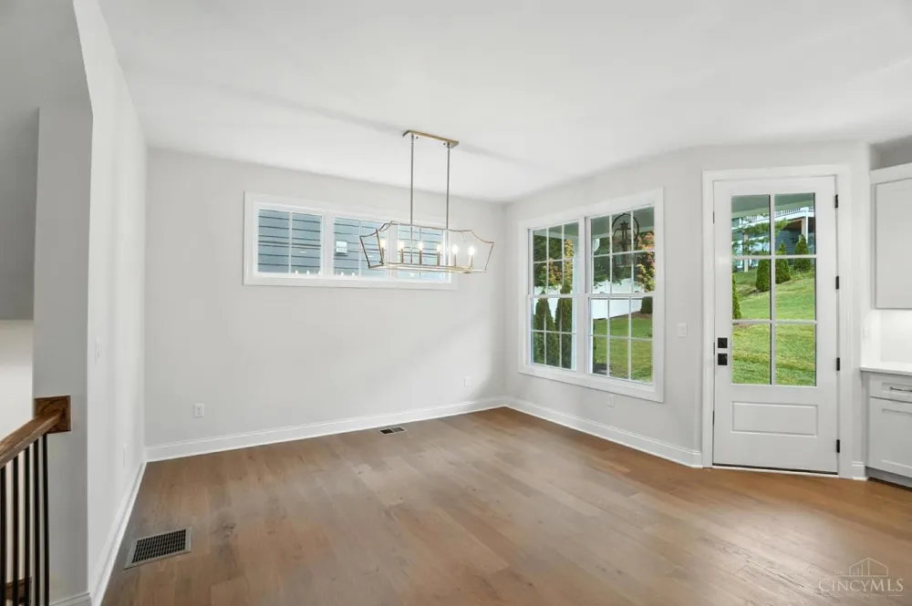 7834 Laurel Avenue Madeira, OH 45243