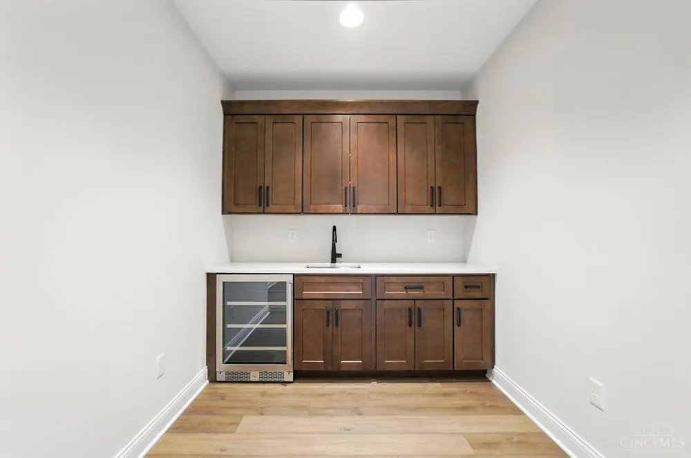 7834 Laurel Avenue Madeira, OH 45243