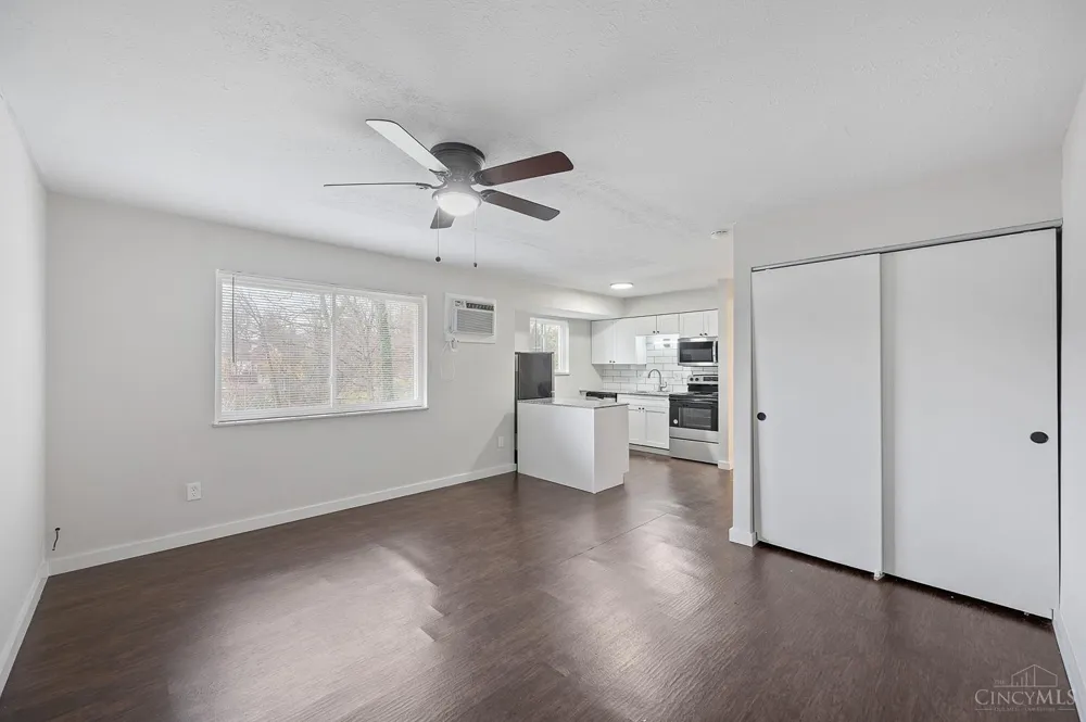 6449 Montgomery Road #8 Cincinnati, OH 45213