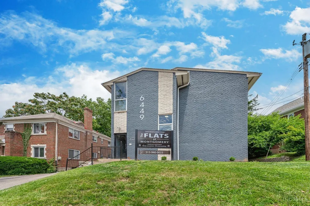 6449 Montgomery Road #8 Cincinnati, OH 45213