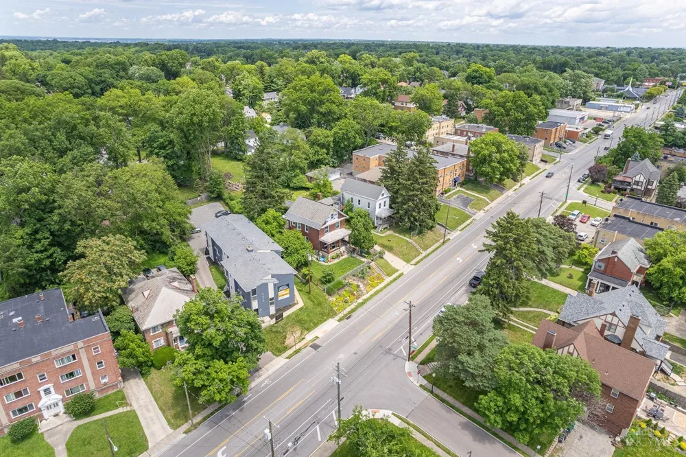 6449 Montgomery Road #8 Cincinnati, OH 45213