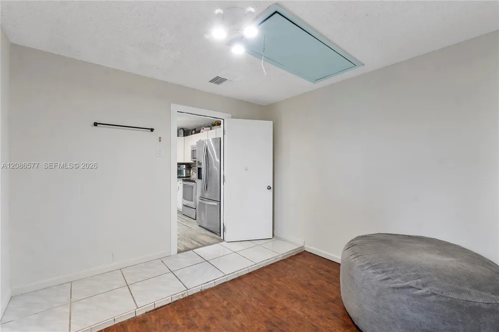 3839 Island Club Cir Lake Worth, FL 33462