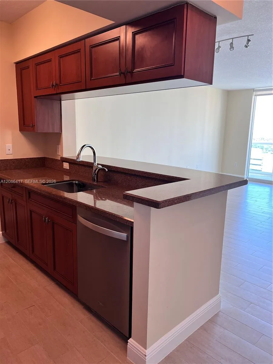 347 New River Dr E #2206 Fort Lauderdale, FL 33301