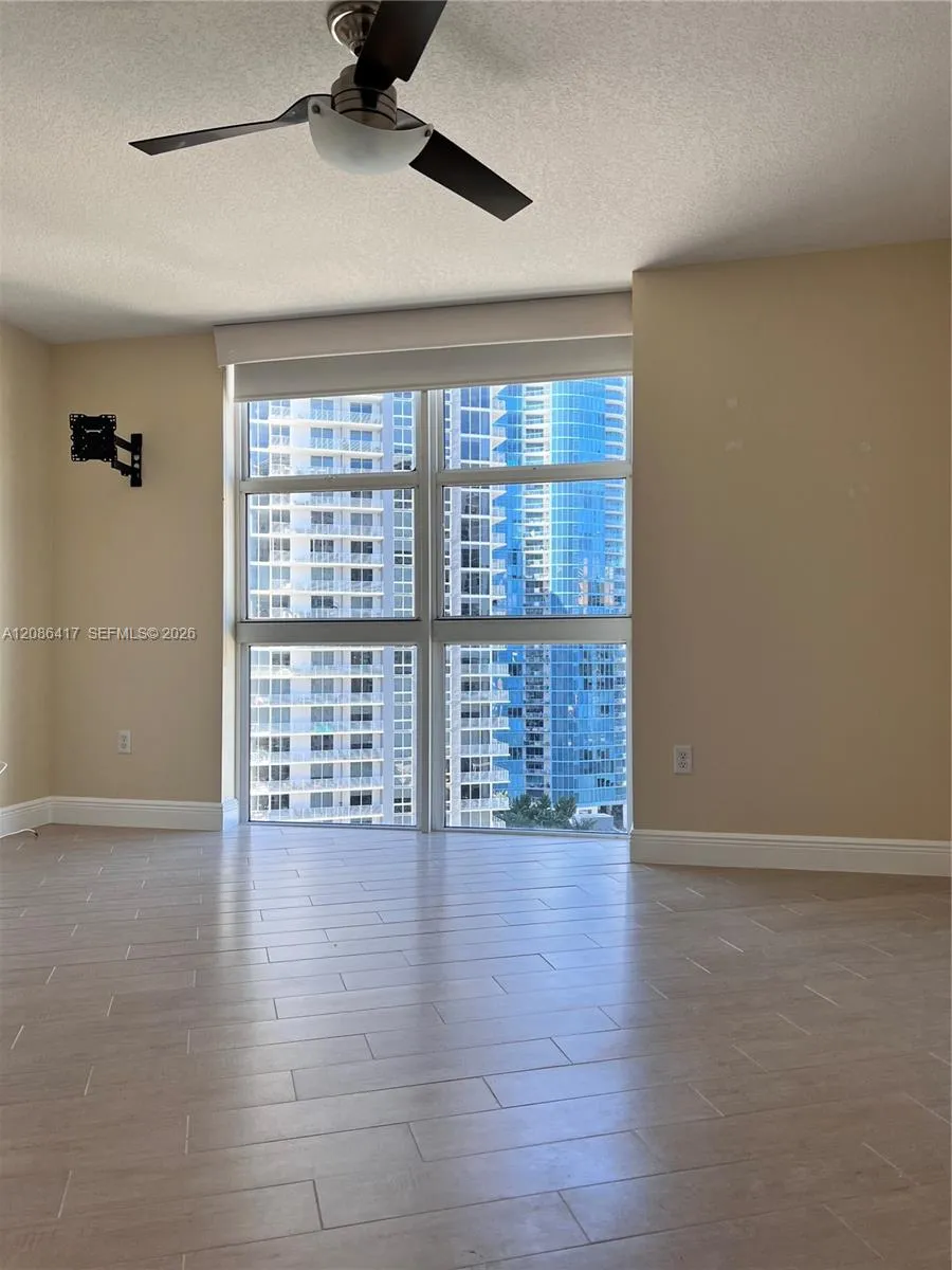 347 New River Dr E #2206 Fort Lauderdale, FL 33301