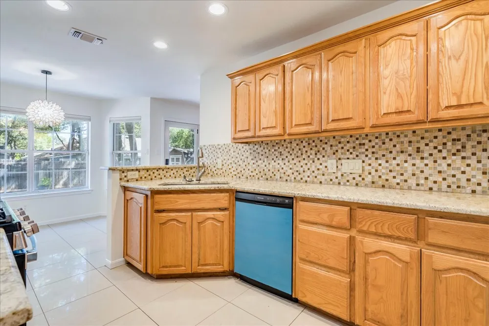107 Windmill Cove Georgetown, TX 78628