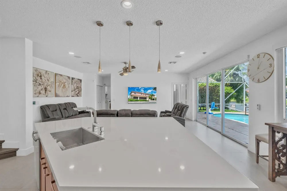 10237 NW 53rd Court Coral Springs, FL 33076