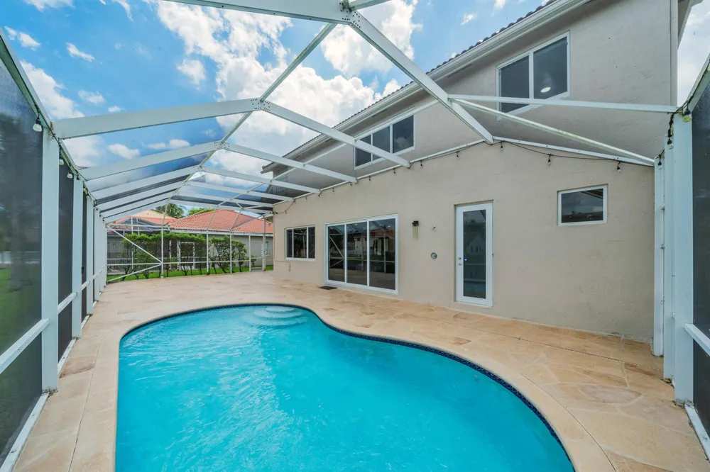 10237 NW 53rd Court Coral Springs, FL 33076