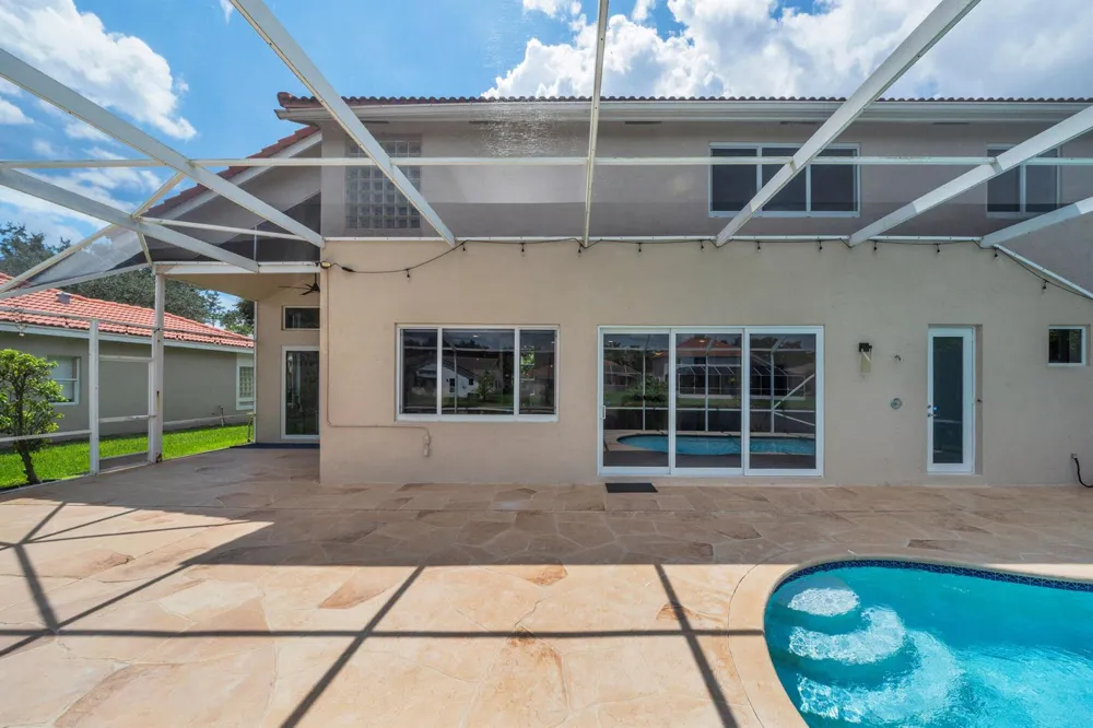 10237 NW 53rd Court Coral Springs, FL 33076