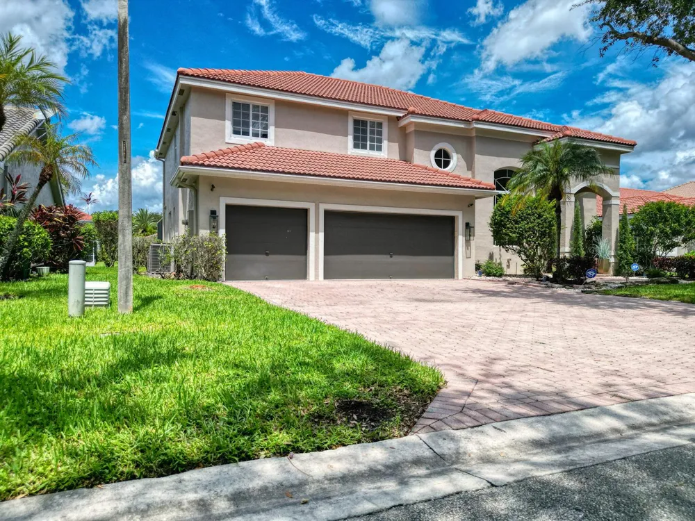 10237 NW 53rd Court Coral Springs, FL 33076