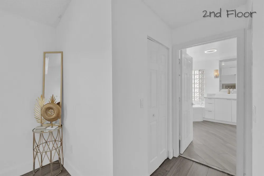 10237 NW 53rd Court Coral Springs, FL 33076