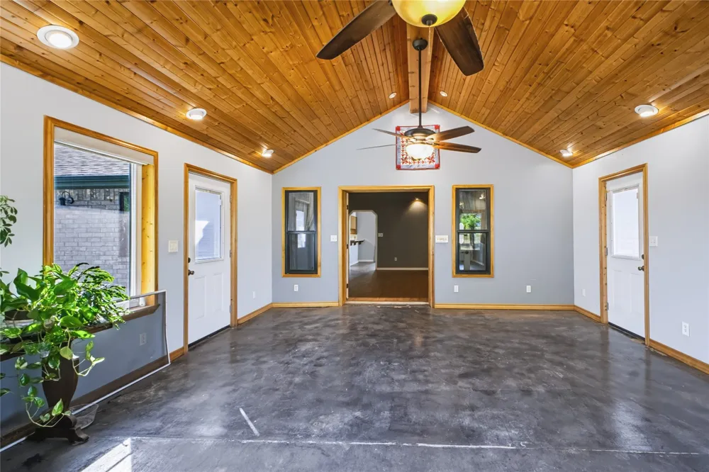 4247 E Highway 67 Rainbow, TX 76077