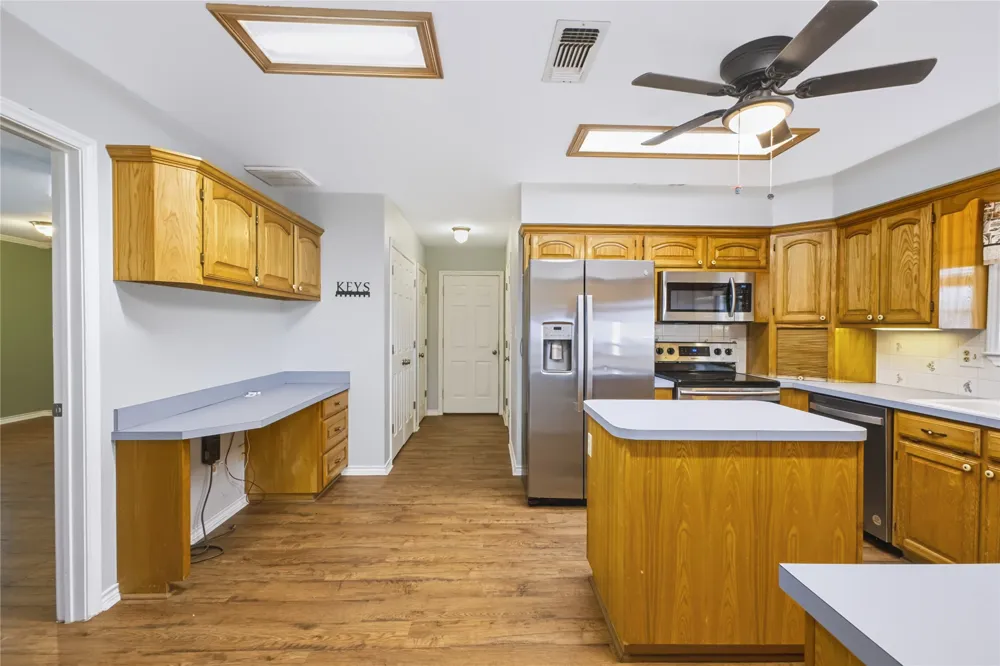 4247 E Highway 67 Rainbow, TX 76077