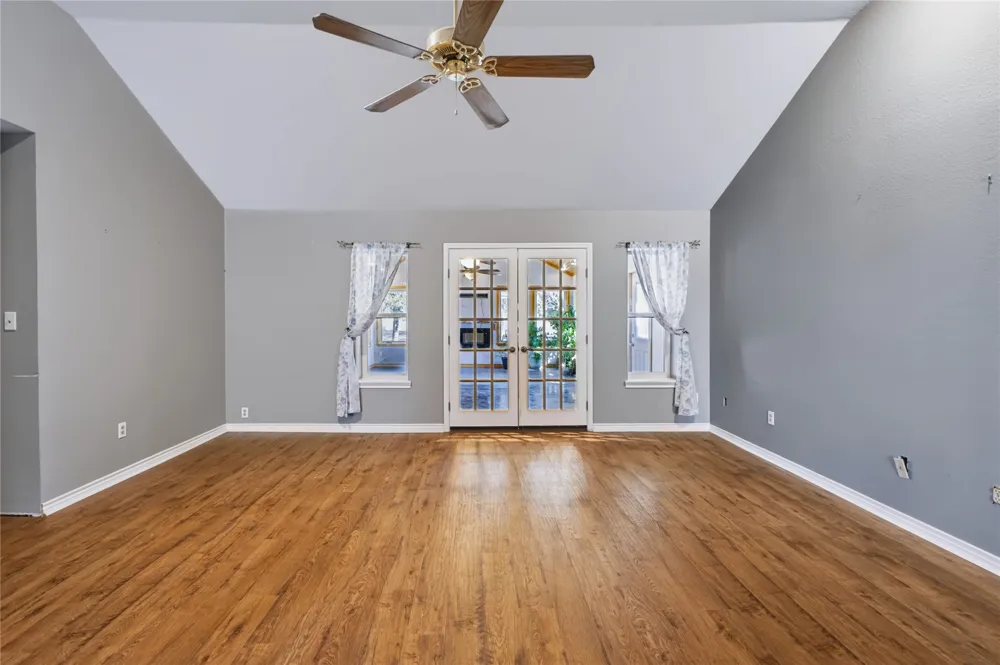 4247 E Highway 67 Rainbow, TX 76077
