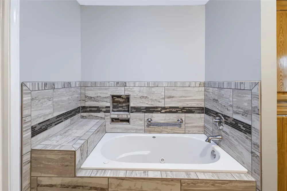 4247 E Highway 67 Rainbow, TX 76077