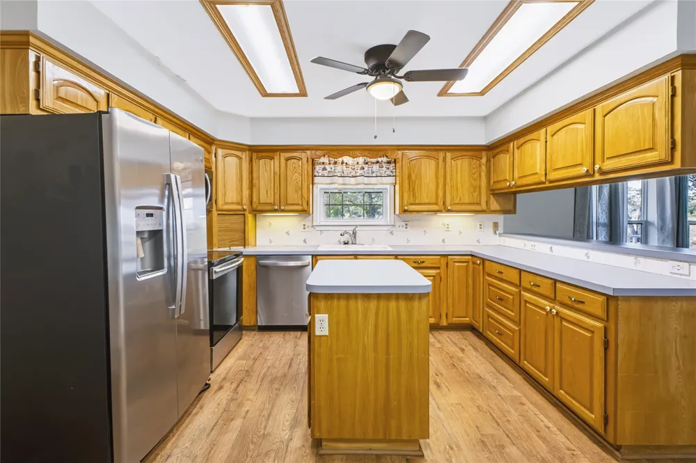 4247 E Highway 67 Rainbow, TX 76077