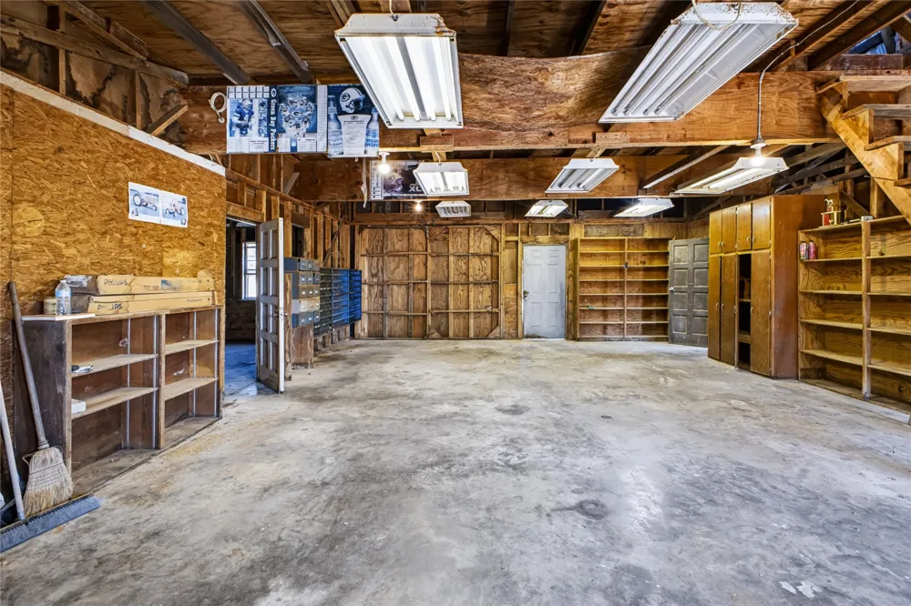 4247 E Highway 67 Rainbow, TX 76077