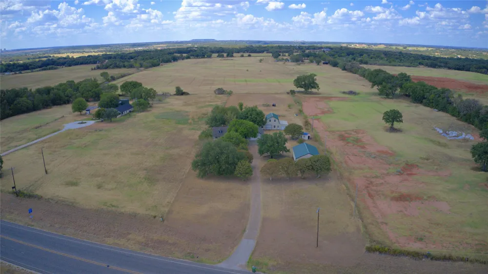 4247 E Highway 67 Rainbow, TX 76077