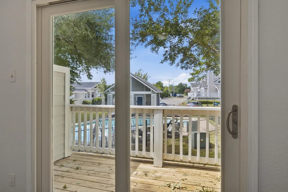 111 Dunbar Estates Drive #803 Friendswood, TX 77546