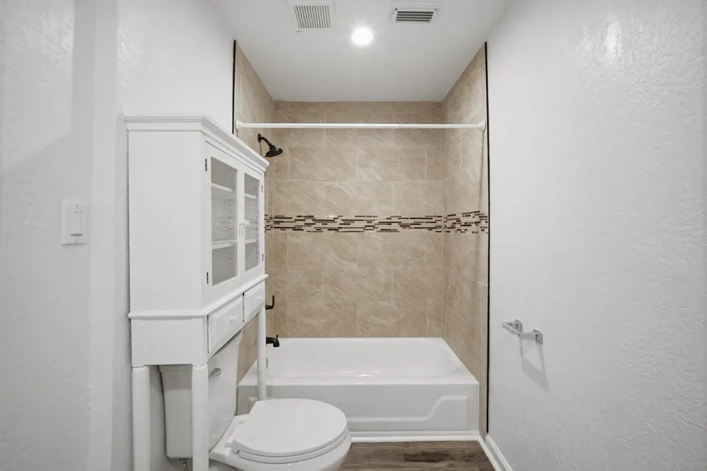 111 Dunbar Estates Drive #803 Friendswood, TX 77546