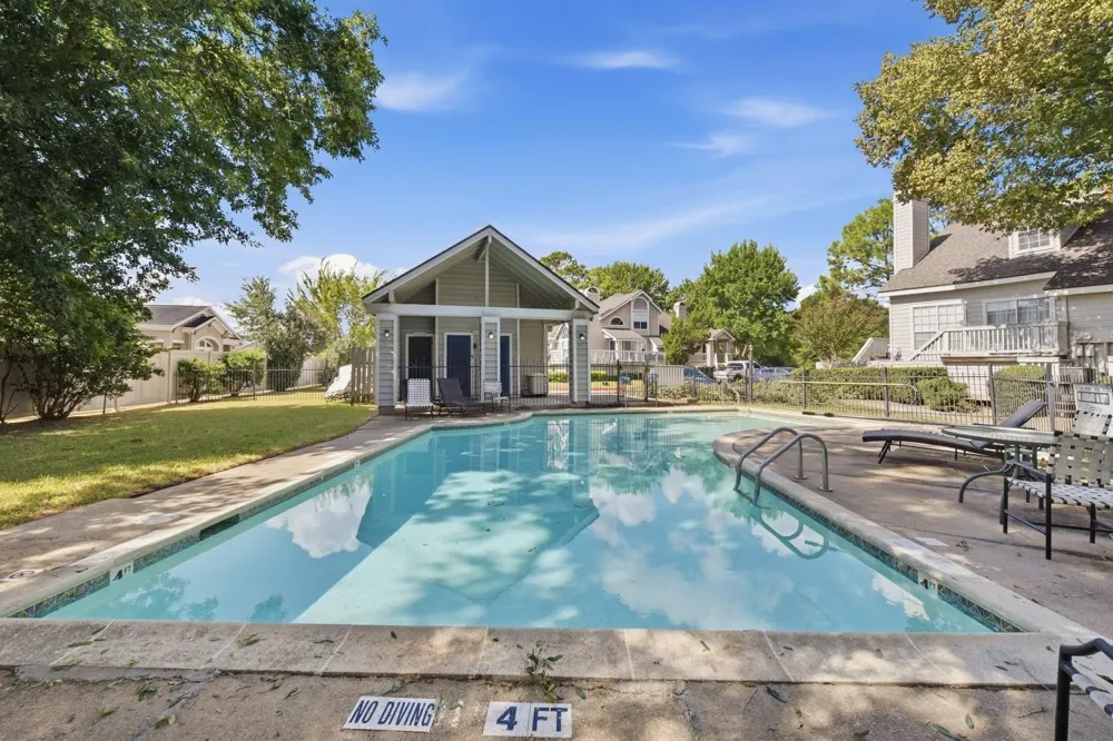 111 Dunbar Estates Drive #803 Friendswood, TX 77546