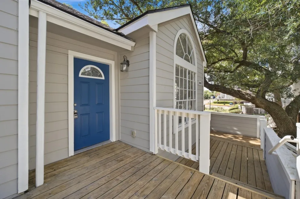 111 Dunbar Estates Drive #803 Friendswood, TX 77546