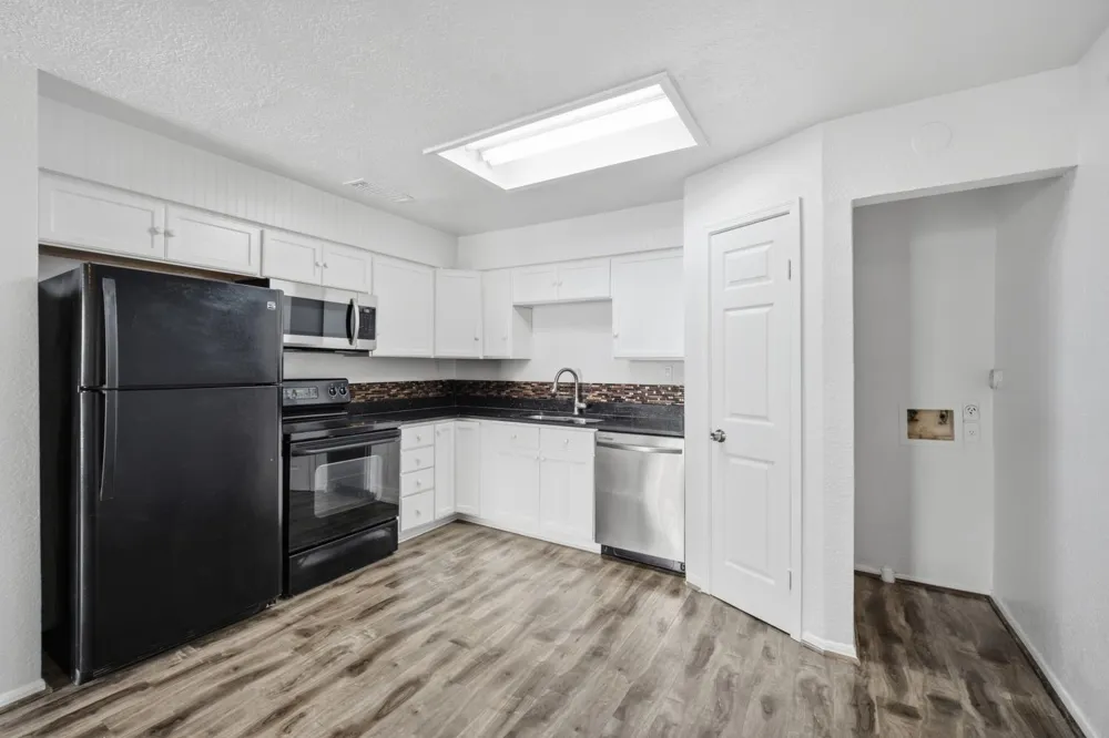 111 Dunbar Estates Drive #803 Friendswood, TX 77546