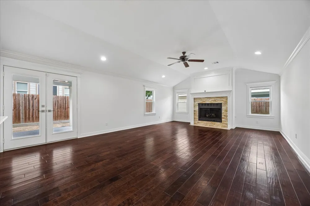1614 Wakefield Drive Houston, TX 77018