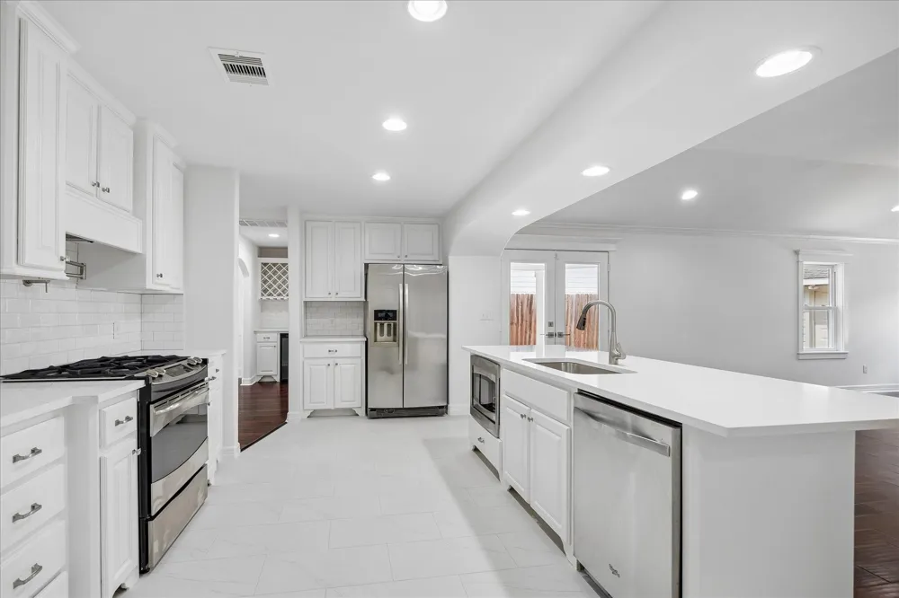 1614 Wakefield Drive Houston, TX 77018