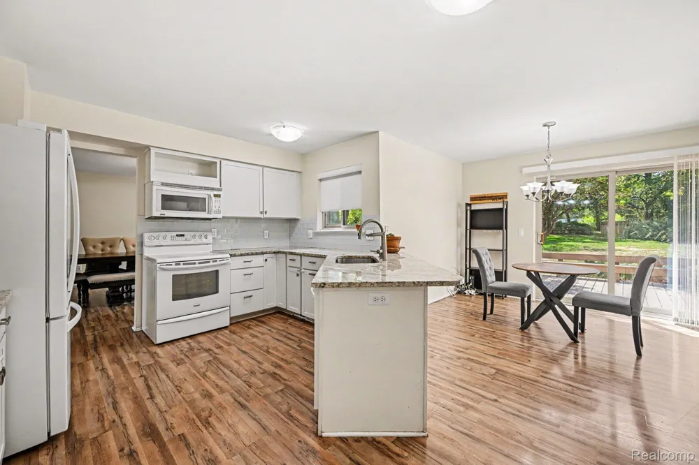 29579 Kings Pointe Court Farmington Hills City, MI 48331