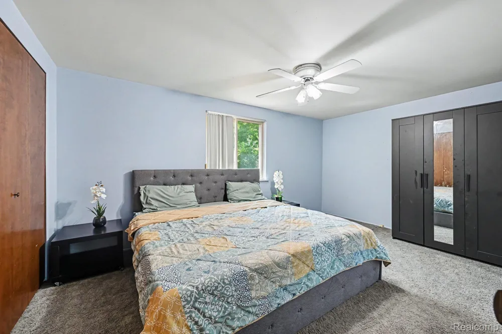29579 Kings Pointe Court Farmington Hills City, MI 48331