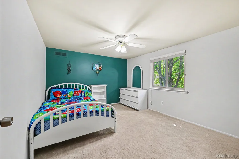 29579 Kings Pointe Court Farmington Hills City, MI 48331
